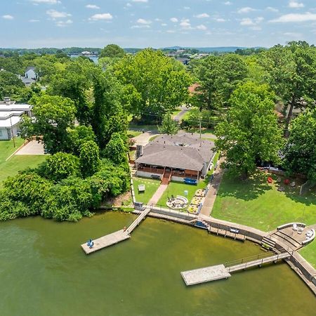 Steps To The Lake, Game Room & More! Sleeps 9 Lake Hamilton Exterior photo