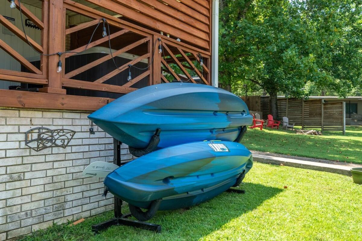 Steps To The Lake, Game Room & More! Sleeps 9 Lake Hamilton Exterior photo