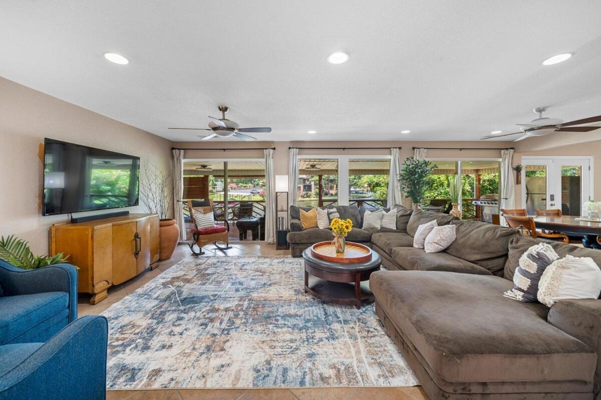 Steps To The Lake, Game Room & More! Sleeps 9 Lake Hamilton Exterior photo